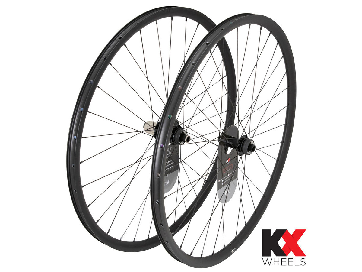 KX Pro 700c Gravel Disc Tubeless Thru Axle Wheels in Black click to zoom image